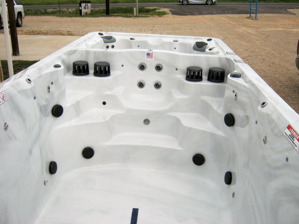 Плавательный спа-бассейн с противотоком Vita Spa VM8 (рис.9)